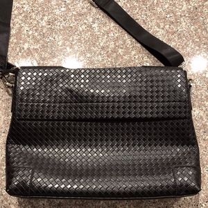 Bottega Veneta Men's Messenger Bag